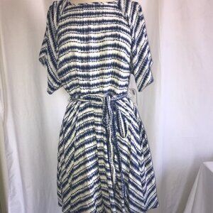 Old Navy blue & white dress